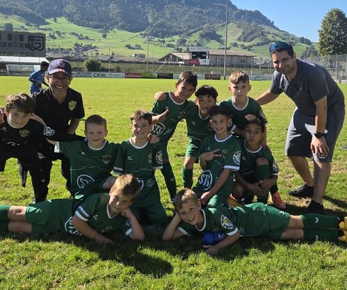 F2: Ein perfekter Fussball-Sonntag in Stans
